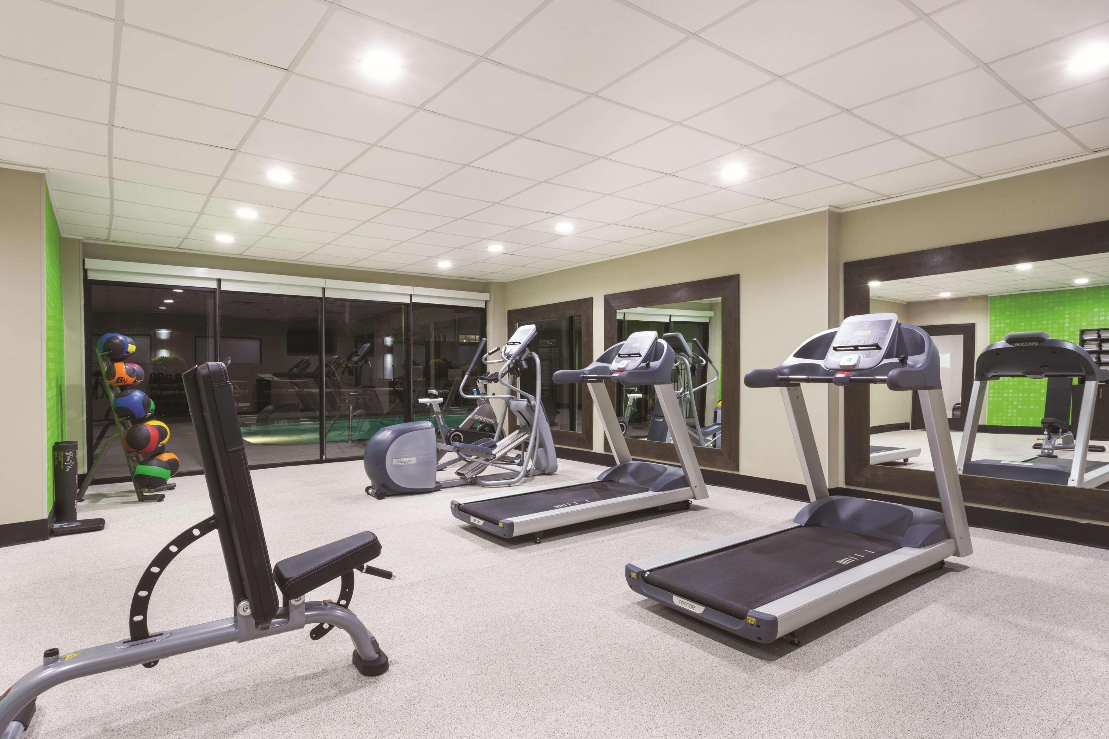 La Quinta By Wyndham Columbus North Hotel Ngoại thất bức ảnh